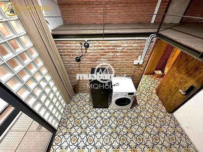 DUPLEX CỬA SỔ TRỜI NGAY CỘNG HOÀ - ETOWN - NHÀ ĐẸP, MÁY GIẶT RIÊNG
