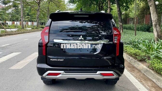 Pajero Sport 3.0 V6 máy xăng cao cấp nhất