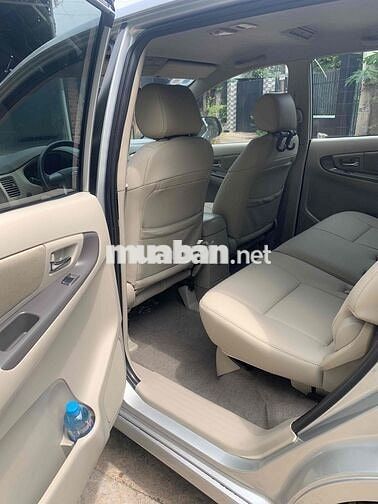 Toyota Innova 2016 2.0E - 175 km