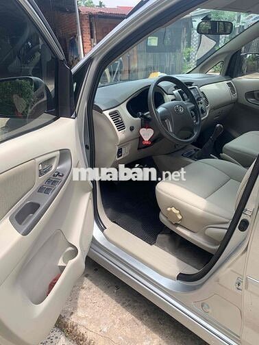 Toyota Innova 2016 2.0E - 175 km