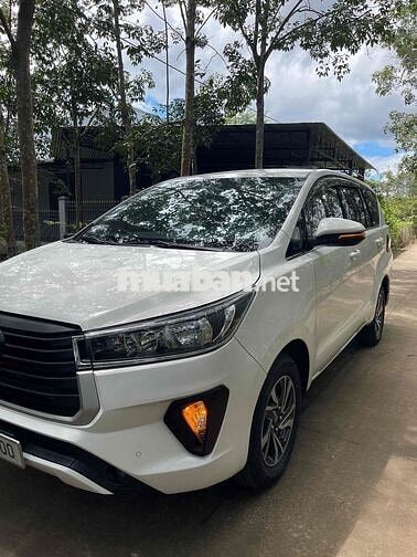 Toyota Innova 2020 E 2.0 MT - 68000 km