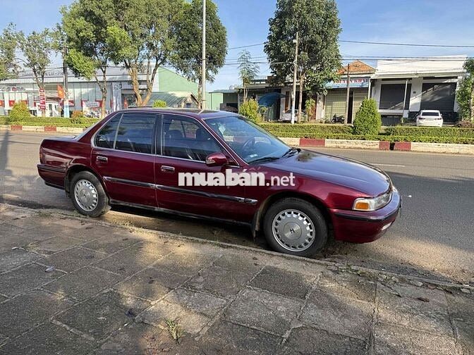 Honda Accord 1990 MT - 200000 km