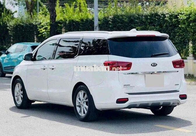 Bán Kia Sedona 2018 2.2 DATH hỗ trợ bank