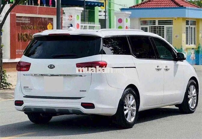 Bán Kia Sedona 2018 2.2 DATH hỗ trợ bank