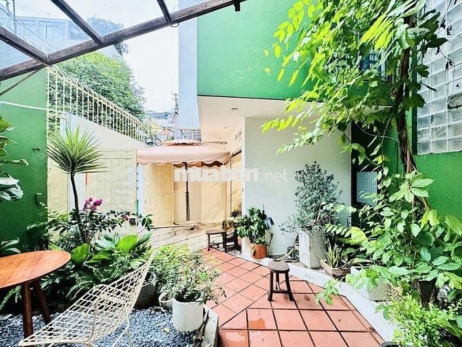 BIỆT THỰ VƯỜN KHU VIP HỒ BIỂU CHÁNH- 150M2- GẦN SÂN BAY TSN- CHÍNH CHỦ