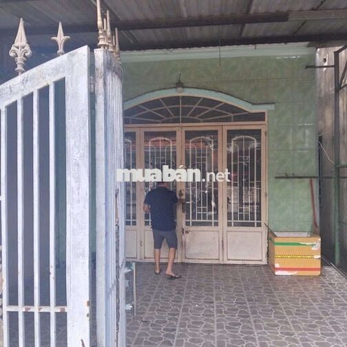 Nhà Thuê 5_20 Mặt tiền thông 2 pn. Ấp 3 Đường võ văn vân Vĩnh Lộc b