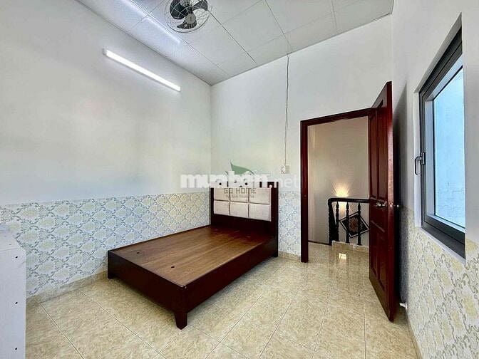 CHO THUÊ NHÀ Ở KINH DOANH 4 PHÒNG NGỦ GẦN CHỢ PHƯƠNG SÀI GIÁ 15 TRIỆU/