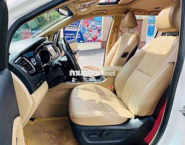 Bán Kia Sedona 2018 2.2 DATH hỗ trợ bank