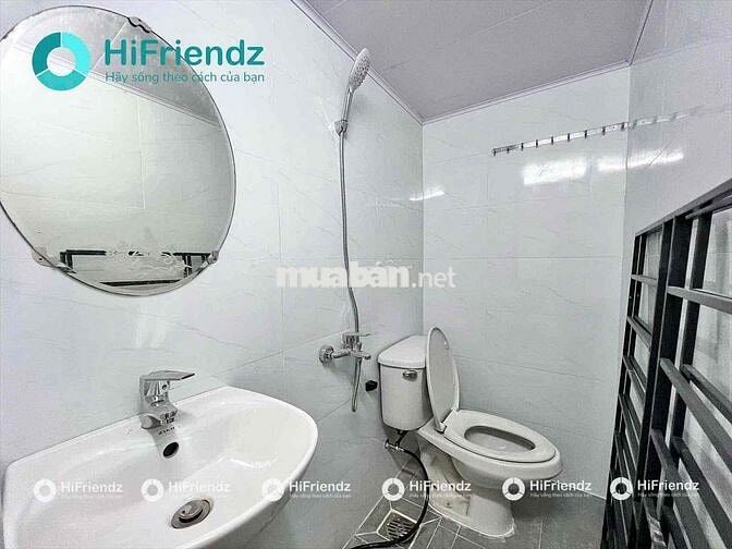 phòng có gác full nội thất rộng28m2 nằm ngay công viên làng hoa