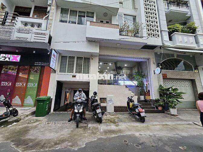 BÁN GẤP TÒA NHÀ VP HẦM 5 LẦU ĐC: 8 HOA SỮA, P7, PN GIÁ 43 TỶ DT: 8×18M
