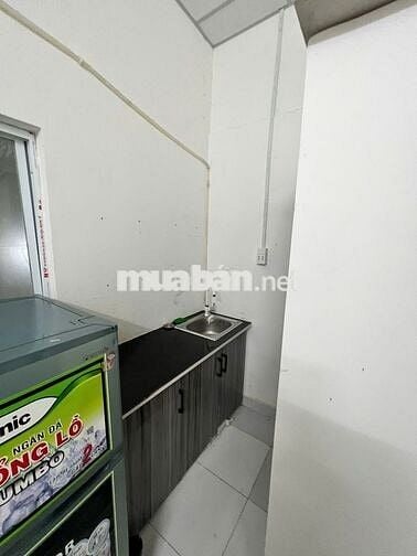 phòng trọ 15m2 đường Nhật Tảo, Q.10