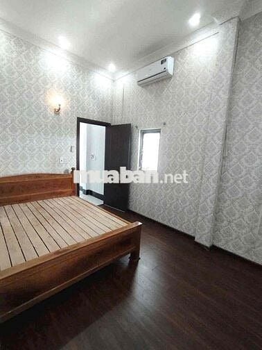 Nhà Trệt Lầu 2pn 2 máy lạnh Rạch Ông Dựa