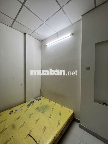 phòng trọ 15m2 đường Nhật Tảo, Q.10