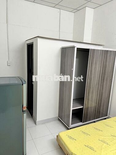 phòng trọ 15m2 đường Nhật Tảo, Q.10