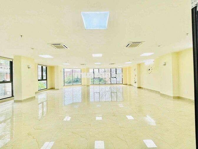Chính chủ cho thuê sàn vp tại Phạm Tuấn Tài 150m2 giá 33t view cực đep