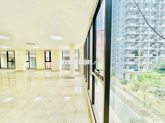 Chính chủ cho thuê sàn vp tại Phạm Tuấn Tài 150m2 giá 33t view cực đep