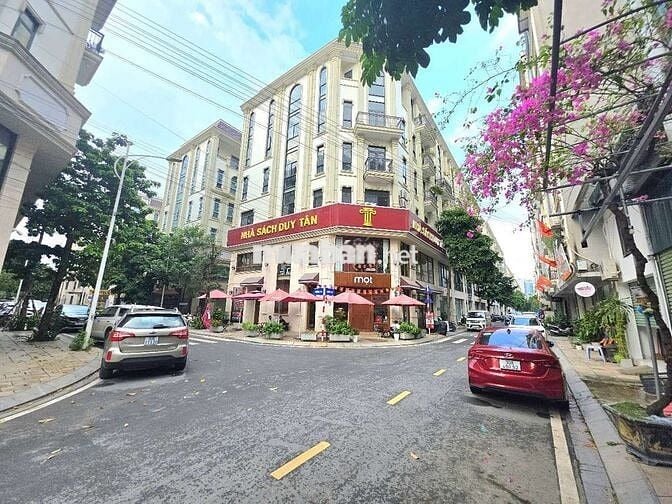 BÁN NHÀ VẠN PHÚC HÀ ĐÔNG - 5 TẦNG X 35M - THIẾT KẾ HIỆN ĐẠI - Ở NGAY ! BÁN NHÀ VẠN PHÚC HÀ ĐÔNG - 5 TẦNG X 35M - THIẾT KẾ HIỆN ĐẠI - Ở NGAY !