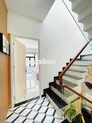 CHO THUÊ NHÀ ĐẸP LUNG LINH NGUYÊN CĂN HẺM 373// ĐƯỜNG THỐNG NHẤT P16