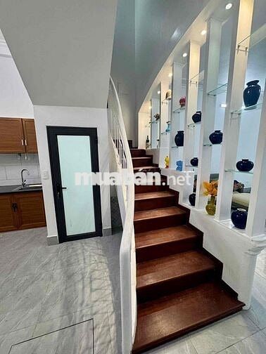 Nhà đẹp ở ngay phố Kim Ngưu ngõ 3 gác tránh xe máy ,sổ đỏ đẹp nở hậu Nhà đẹp ở ngay phố Kim Ngưu ngõ 3 gác tránh xe máy ,sổ đỏ đẹp nở hậu