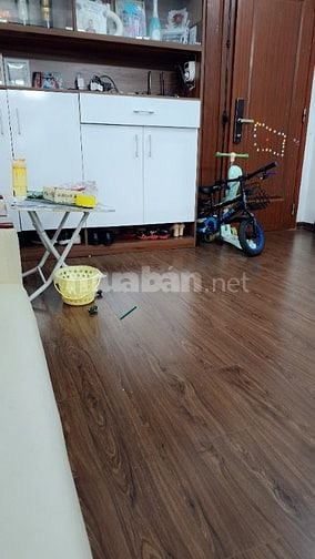 Tầng 1 khu TT Thành Công 38m2 ô tô Tránh kinh doanh sầm uất cho thuê 