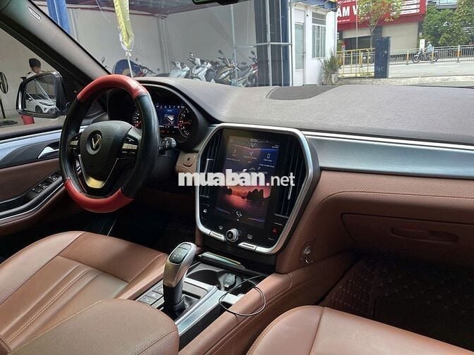 VINFAST LUX SA 2.0 PREMIUM 2019 CTY THANH LÝ CÓ HĐ
