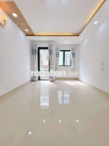 Nhà sát mặt tiền Phan Xích Long, Phú Nhuận - 38m2 - 5 Tầng đúc BTCT.