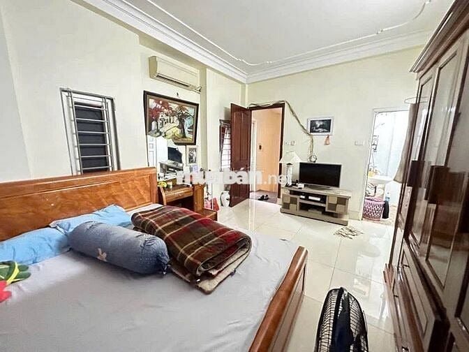 Bán Nhà Nguyễn Công Trứ 25M x 4T Giá 6,2 Tỷ. Ngõ thông, 30m ra phố