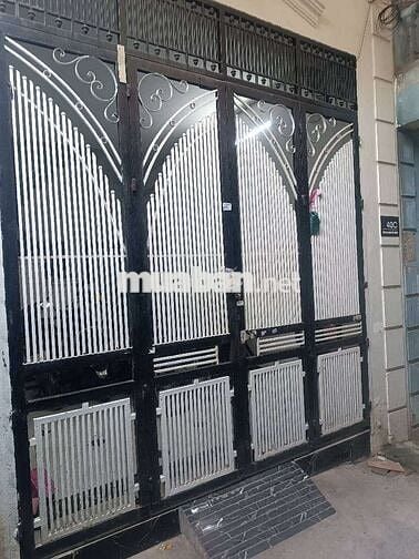 TRUNG TÂM CẦU GIẤY - BÁN NHÀ ĐẸP 9P CHO THUÊ DÒNG TIỀN CAO - GẦN Ô TÔ