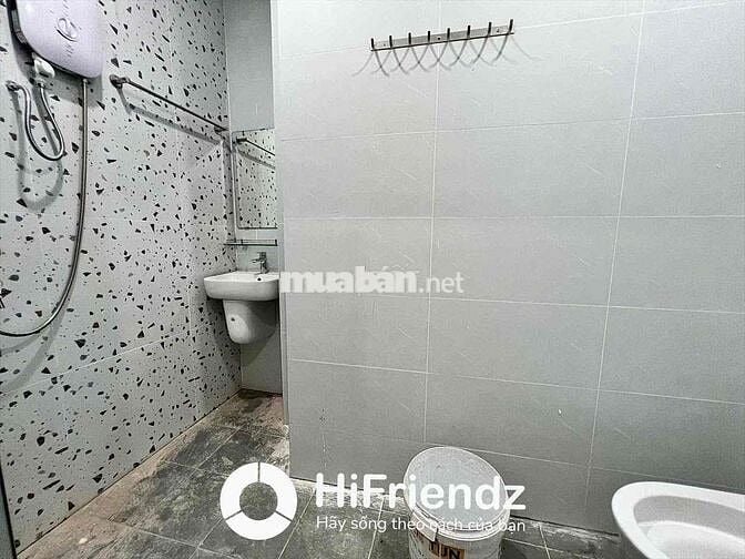 1 phòng ngủ tách bếp bancol sau full nội thất rộng 40m2