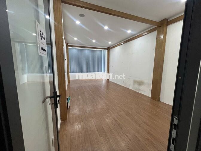 Hot ! Nhà Nguyễn Gia Trí Bình Thạnh - 4x21, trệt 2 lầu đẹp -  25 Triệu