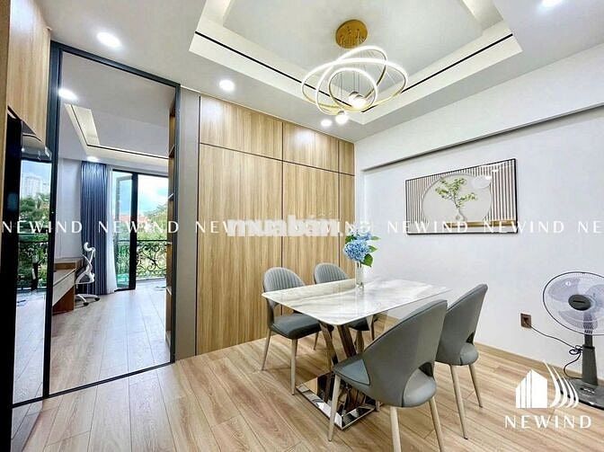 Phòng ban công siêu đẹp, gần Chợ Tân Mỹ, KDC Phú Mỹ Hưng, HimLam, Q4,1