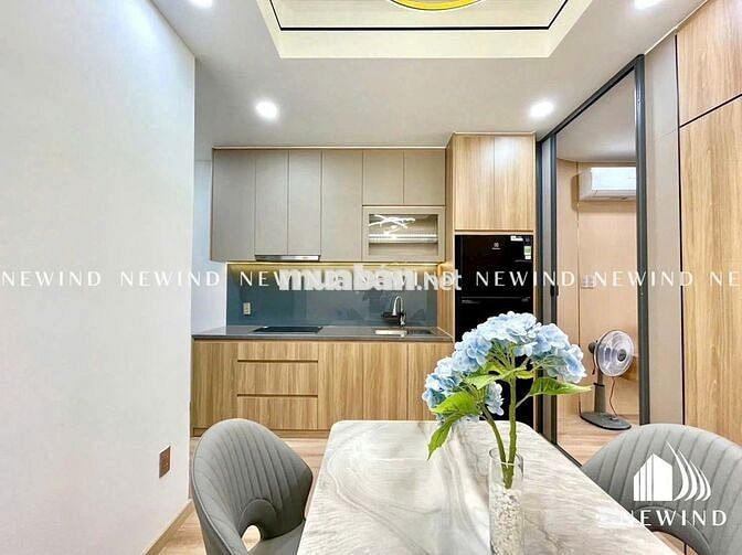 Phòng ban công siêu đẹp, gần Chợ Tân Mỹ, KDC Phú Mỹ Hưng, HimLam, Q4,1