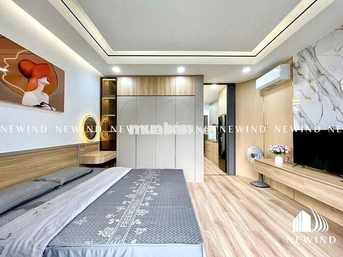 Phòng ban công siêu đẹp, gần Chợ Tân Mỹ, KDC Phú Mỹ Hưng, HimLam, Q4,1