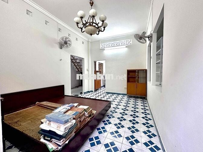 Thuê Nhà Nguyên Căn  2PN Lê Quang Định Gần Chợ Bà Chiểu