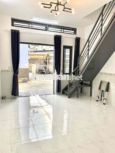 NHÀ NGUYỄN VĂN NGHI SÁT MẶT ĐƯỜNG HẺM XE HƠI QUAY ĐẦU