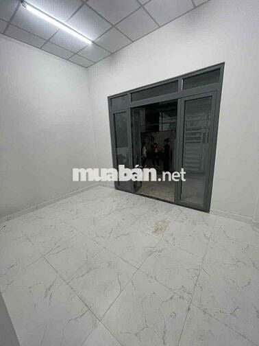 GẦN ĐẠI HỌC SPKT BV THỦ ĐỨC NHÀ MỚI XÂY SẠCH MỚI 1PN 1 PHÒNG KHÁCH 1WC