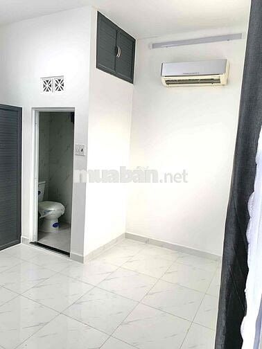 NHÀ NGUYỄN VĂN NGHI SÁT MẶT ĐƯỜNG HẺM XE HƠI QUAY ĐẦU