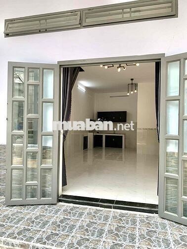 NHÀ NGUYỄN VĂN NGHI SÁT MẶT ĐƯỜNG HẺM XE HƠI QUAY ĐẦU