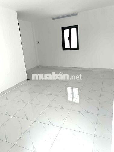 NHÀ NGUYỄN VĂN NGHI SÁT MẶT ĐƯỜNG HẺM XE HƠI QUAY ĐẦU