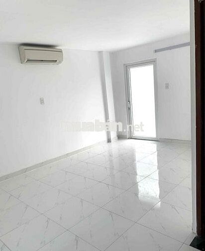 NHÀ NGUYỄN VĂN NGHI SÁT MẶT ĐƯỜNG HẺM XE HƠI QUAY ĐẦU