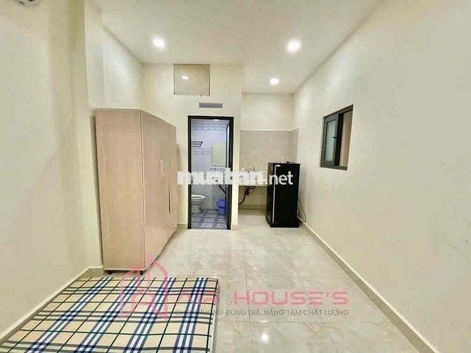 STUDIO FULL NỘI THẤT RỘNG THOÁNG SẠCH SẼ THANG MÁY GẦN ĐH VLU VÀ IUH