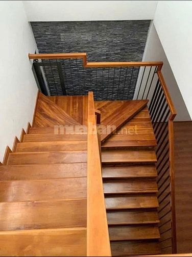 Bán nhà-DT640m2-3TẦNG-3PN-mặt tiền Nguyễn Khánh Toàn-vĩnh Hải-NT - 6T2