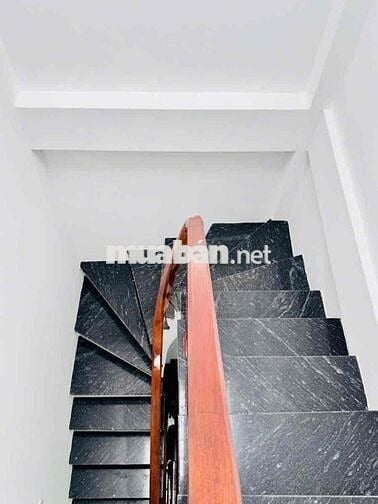 ĐỘI CẤN 6 TỶ - 5 TẦNG MỚI ĐẸP - TRUNG TÂM BA ĐÌNH - GẦN LĂNG BÁC - HỒ