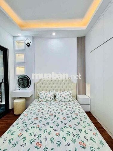 ĐỘI CẤN 6 TỶ - 5 TẦNG MỚI ĐẸP - TRUNG TÂM BA ĐÌNH - GẦN LĂNG BÁC - HỒ