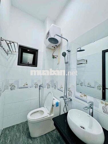 ĐỘI CẤN 6 TỶ - 5 TẦNG MỚI ĐẸP - TRUNG TÂM BA ĐÌNH - GẦN LĂNG BÁC - HỒ
