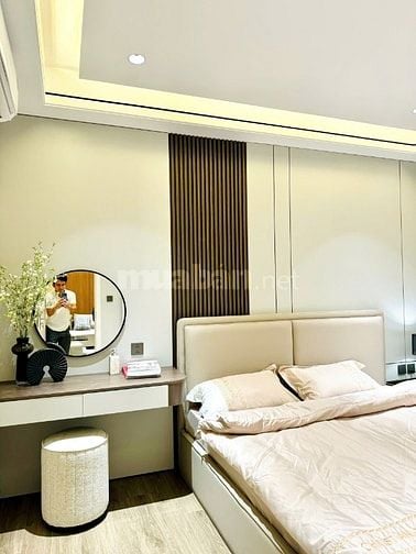 Bán chung cư CT2 Mễ Trì Hạ, 85m2, 3pn, nhà đẹp, full nội thất