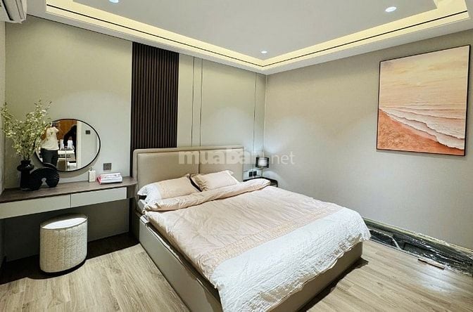 Bán chung cư CT2 Mễ Trì Hạ, 85m2, 3pn, nhà đẹp, full nội thất