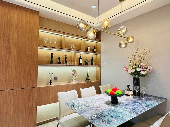 Bán chung cư CT2 Mễ Trì Hạ, 85m2, 3pn, nhà đẹp, full nội thất