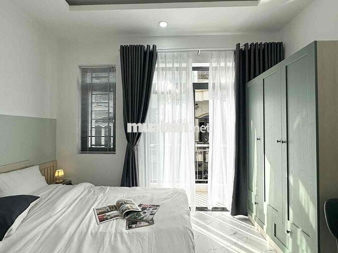 Căn Hộ Studio Ban Công-30m2- Full Nội thất- Thang Máy-ngã tư bảy hiền