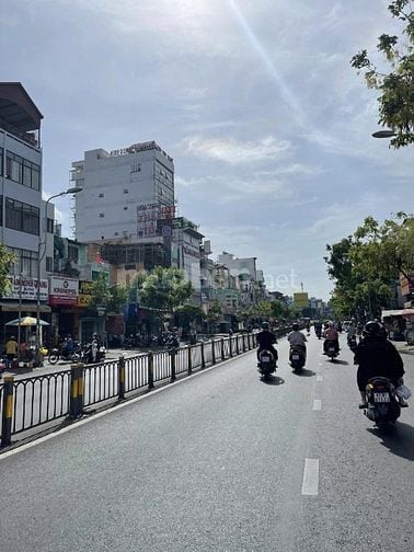 Bán nhà 5 tầng mặt tiền Lý Thái Tổ phường 10 quận 10